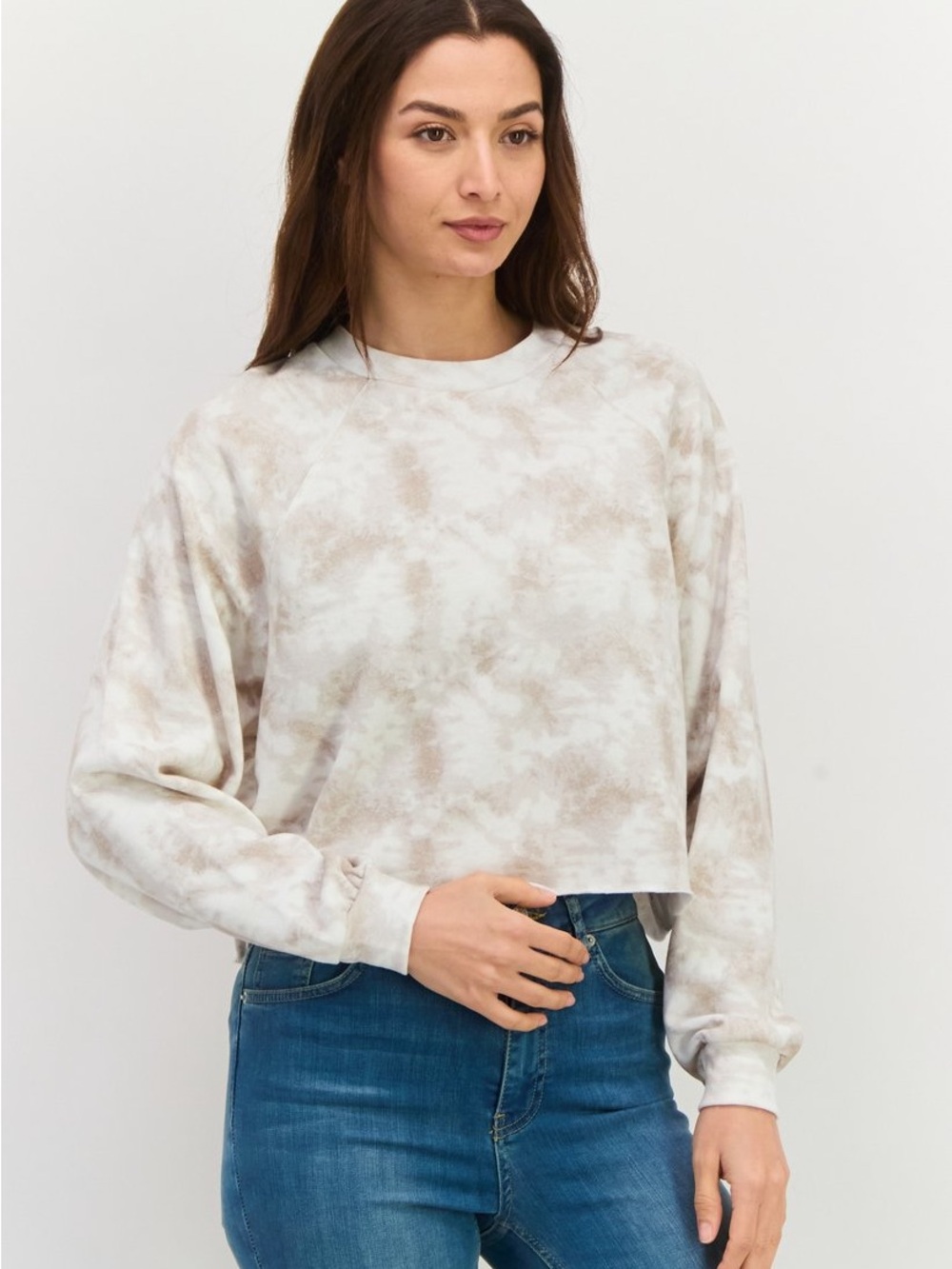 #334- Levi's Neutral Beige Tie-Dye Cropped Sweatshirt